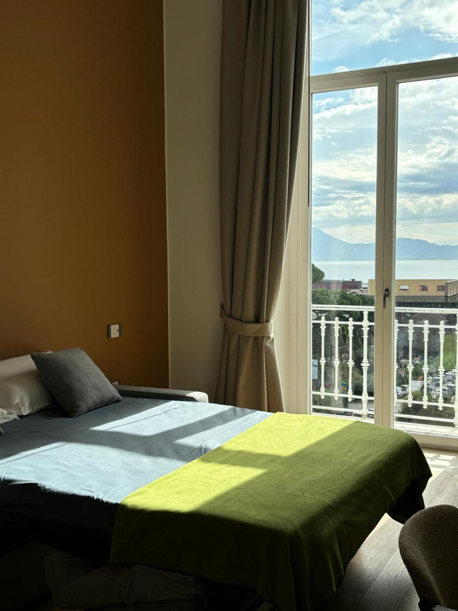 Il Mastio Guesthouse เนเปิลส์ ภายนอก รูปภาพ